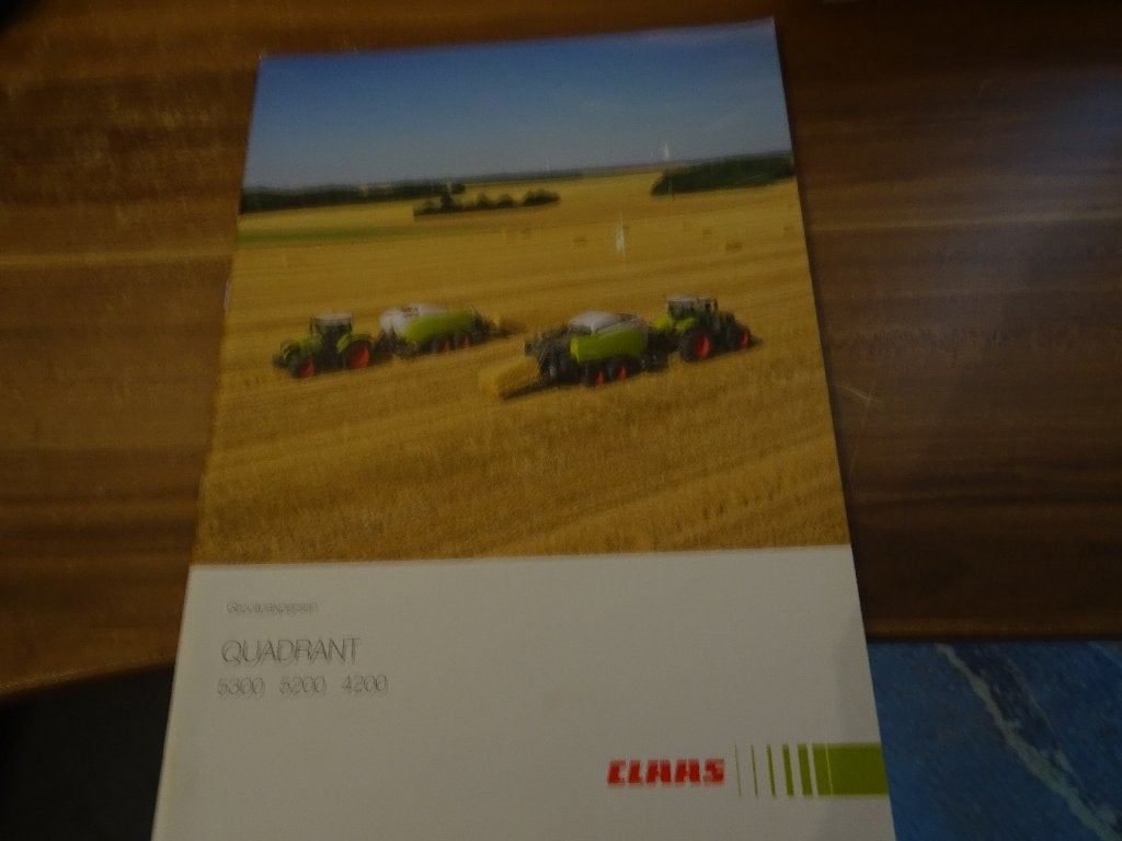 Claas Vierkante en ronde balenpersen folders, Ophalen, Zo goed als nieuw, Folder