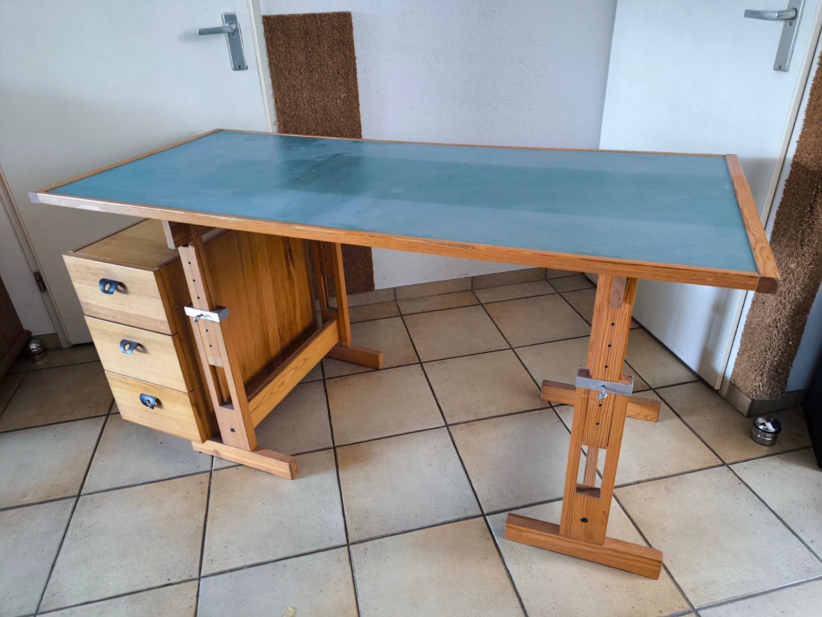 Bureau (verm. Lundia) op verstelbare schagen met ladenkast, Huis en Inrichting, Ophalen, Gebruikt, Overige merken, Bureau-kast combinatie