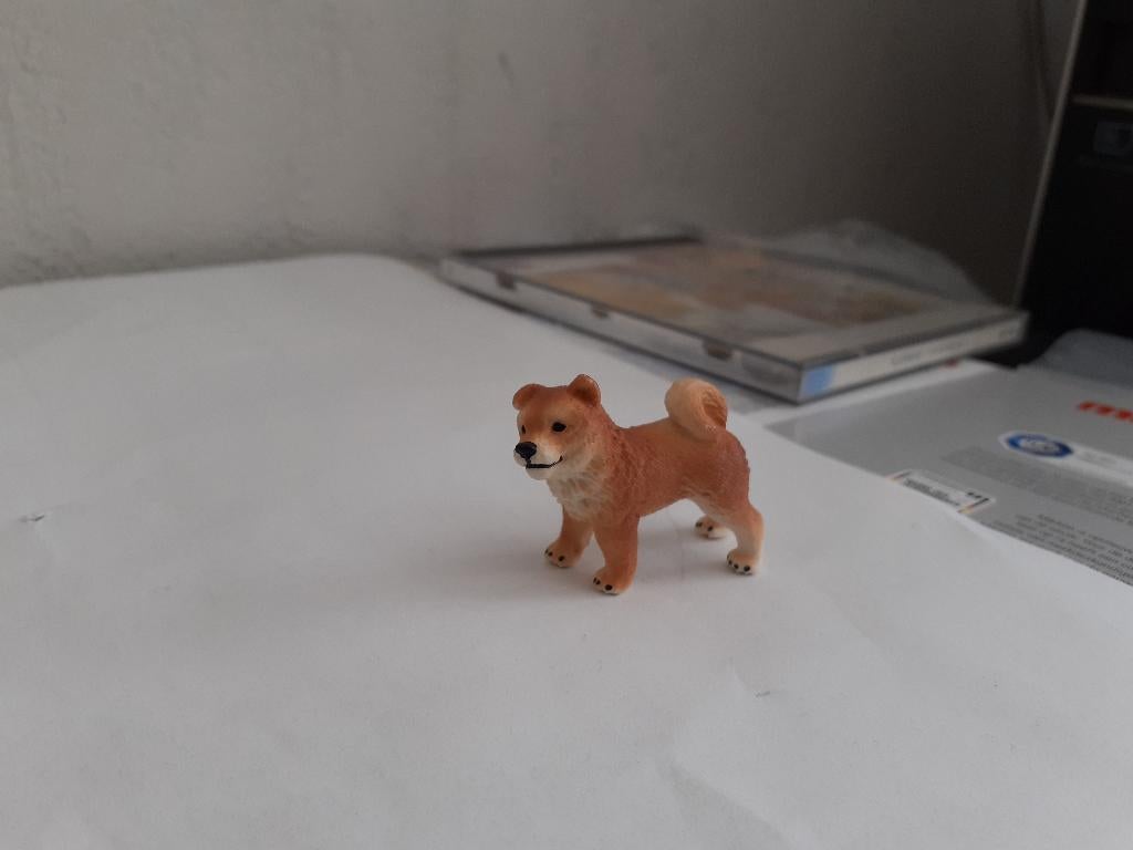 Schleich Shiba inu hondje uit set 42479, dierfiguur, Verzamelen, Ophalen of Verzenden, Zo goed als nieuw, Hond of Kat, Beeldje of Figuurtje