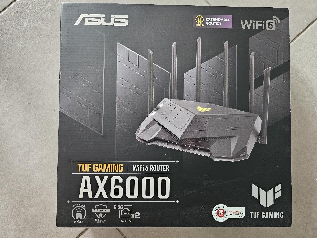 Router asus tuf6000, Computers en Software, Routers en Modems, Zo goed als nieuw, Router, Ophalen of Verzenden