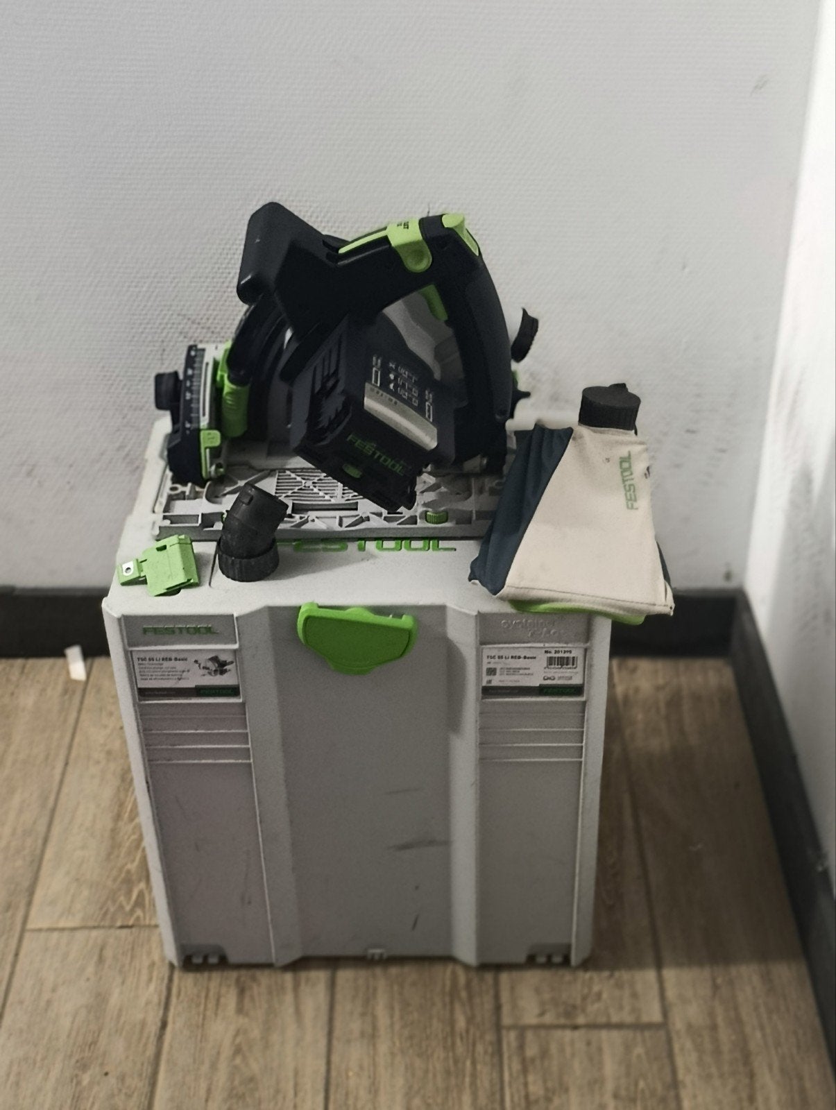 Festool TSC 55 KEB-Basic Accu invalcirkelzaag, Doe-het-zelf en Verbouw, Ophalen, Gebruikt, Invalzaag, 600 tot 1200 watt