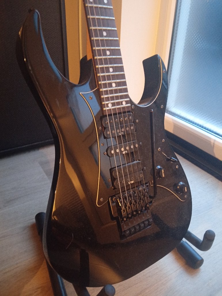 Ibanez RG fujigen, Ophalen, Zo goed als nieuw, Solid body, Ibanez