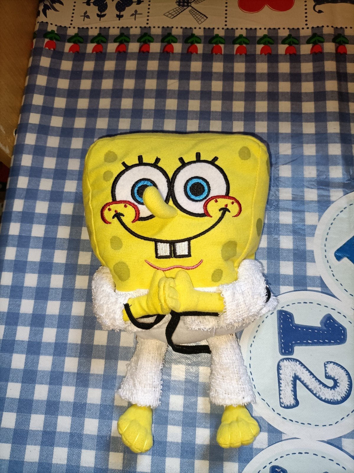 SpongeBob Squarepants knuffel met Karate pak 23 cm groot, Ophalen of Verzenden, Zo goed als nieuw, Overige typen