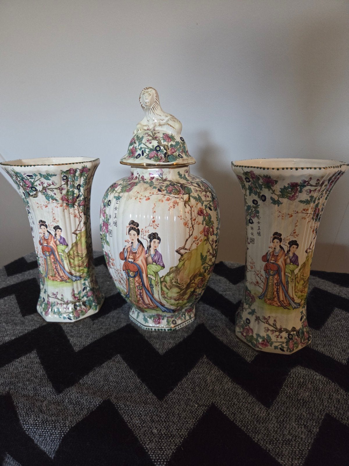 Prachtige Chinese Porseleinen Vaas Set - Handgeschilderd, Antiek en Kunst, Ophalen of Verzenden