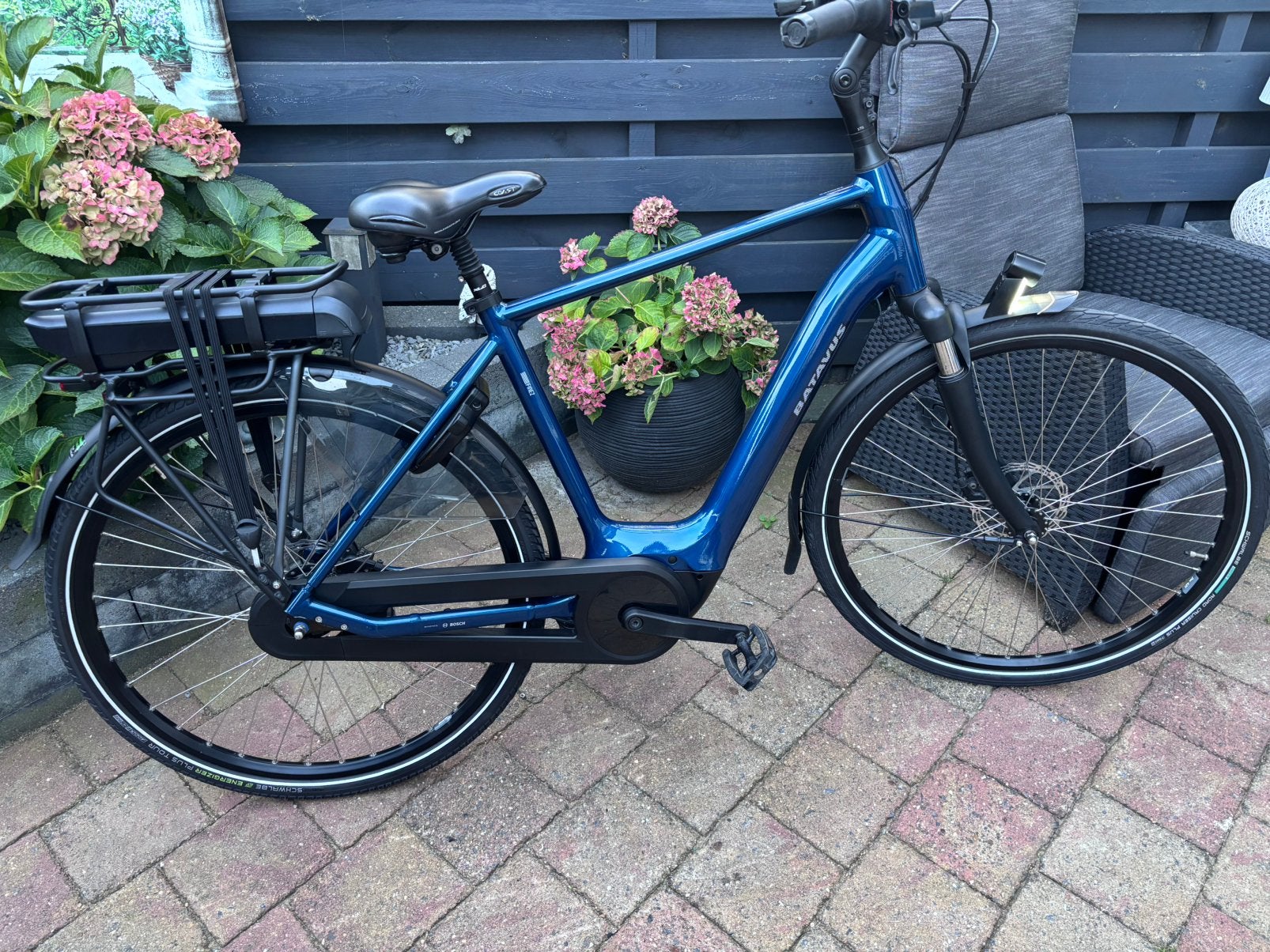NIEUWSTAAT Batavus Finez E-bike Bosch Activeline plus