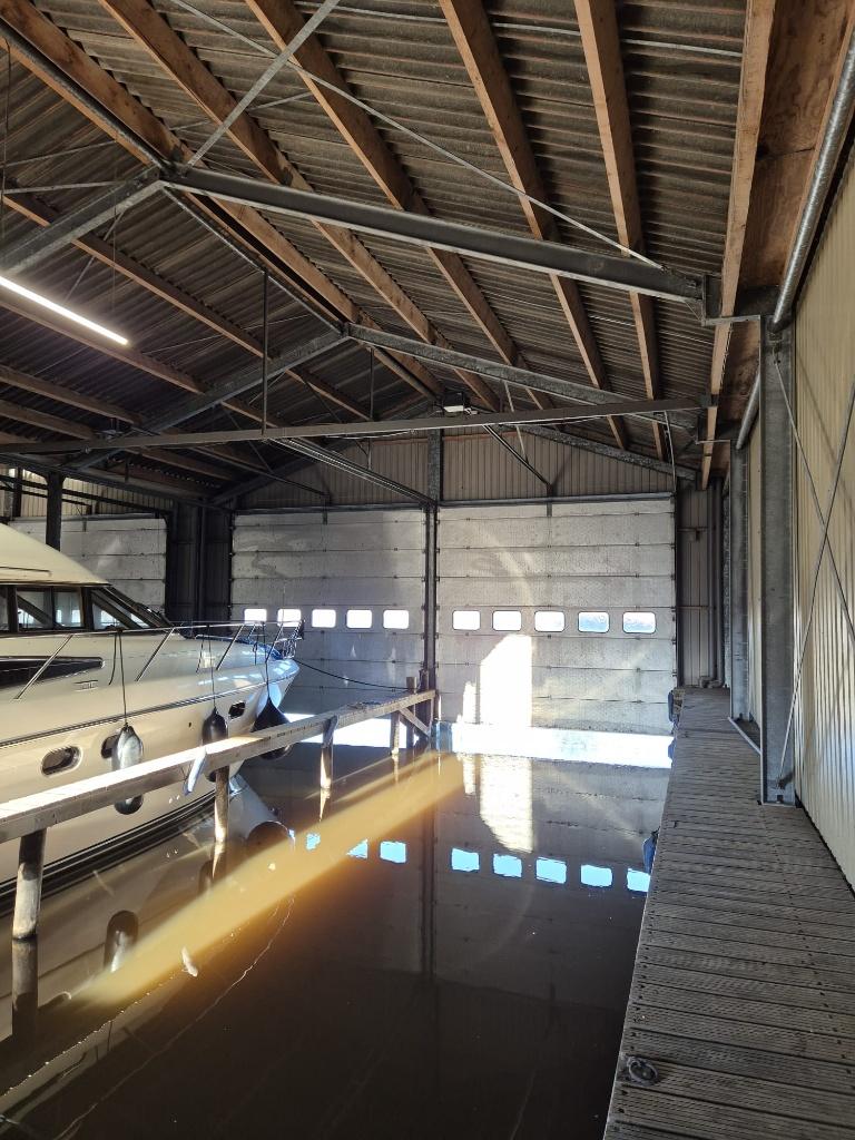 17m schiphuis Workum, Watersport en Boten, Ligplaatsen, Winter, Lente, Zomer, Herfst, Binnen