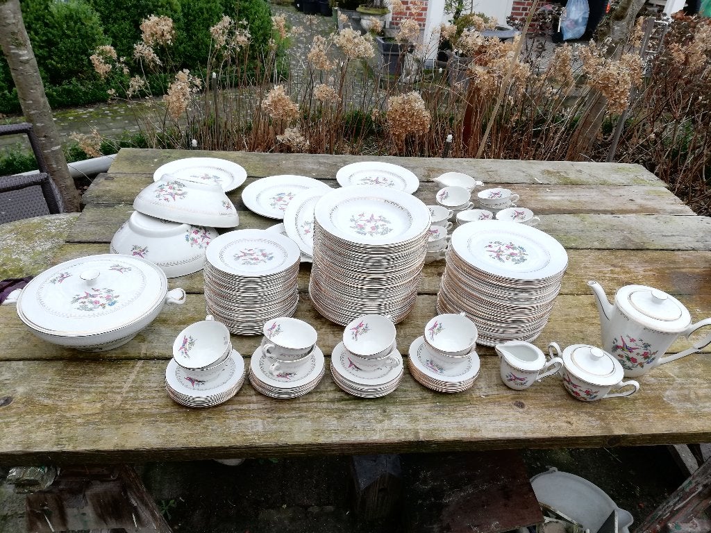 >24 pers. Enorm Frans servies Paradise l 'Amandinoise, Huis en Inrichting, Ophalen, Zo goed als nieuw, Bord(en), Overige stijlen