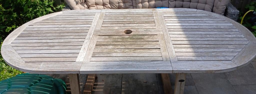 Ovale tuintafel uitschuifbaar L2/1,5m x B1m x H0.73 Utrecht, Ophalen of Verzenden, Gebruikt, Ovaal, Hout
