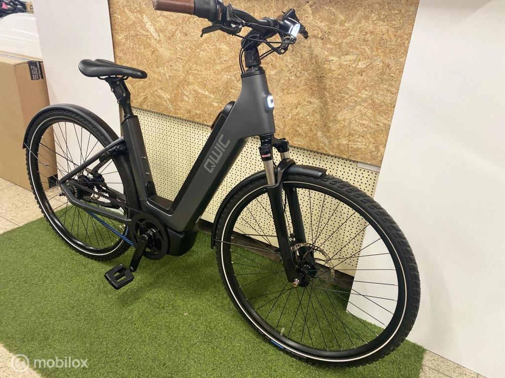 QWIC PREMIUM Q MN8 2023 51 CM BELT DRIVE SLECHTS 118 KM, Fietsen en Brommers, Elektrische fietsen, 51 tot 55 cm, Qwic