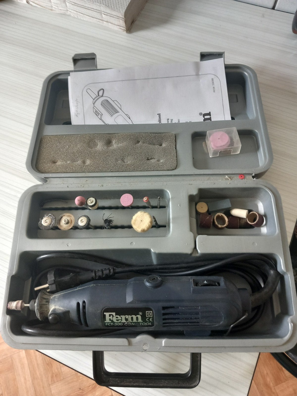 Slijpmachintje afhalen € 7.50, Ophalen, Minder dan 700 watt, Werkbankslijpmachine