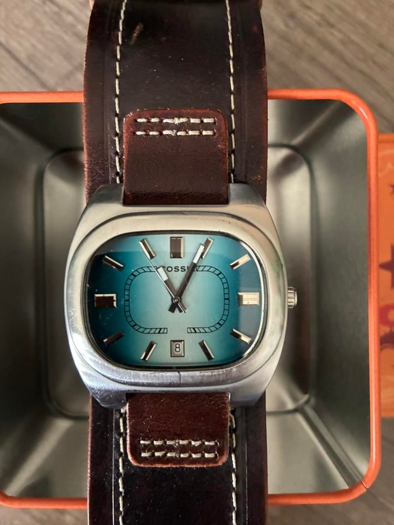 FOSSIEL horloge met leren band, Leer, Staal, Polshorloge, Zo goed als nieuw