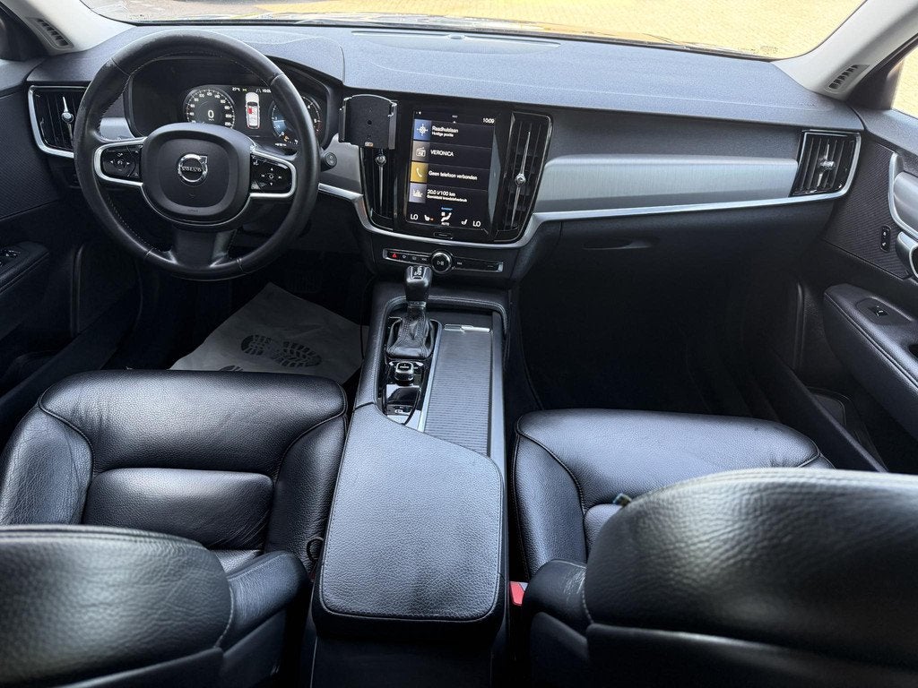 Volvo V90 2.0 D4 Momentum | NAVIGATIE | CAMERA | | LEDER | D, Auto's, Volvo, Euro 6, 1969 cc, 22 km/l, 750 kg