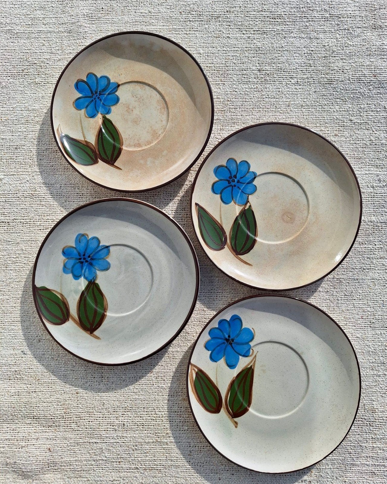 Vintage ontbijtbordjes blauwe bloem, Gebruikt, Keramiek, Ophalen of Verzenden, Overige stijlen
