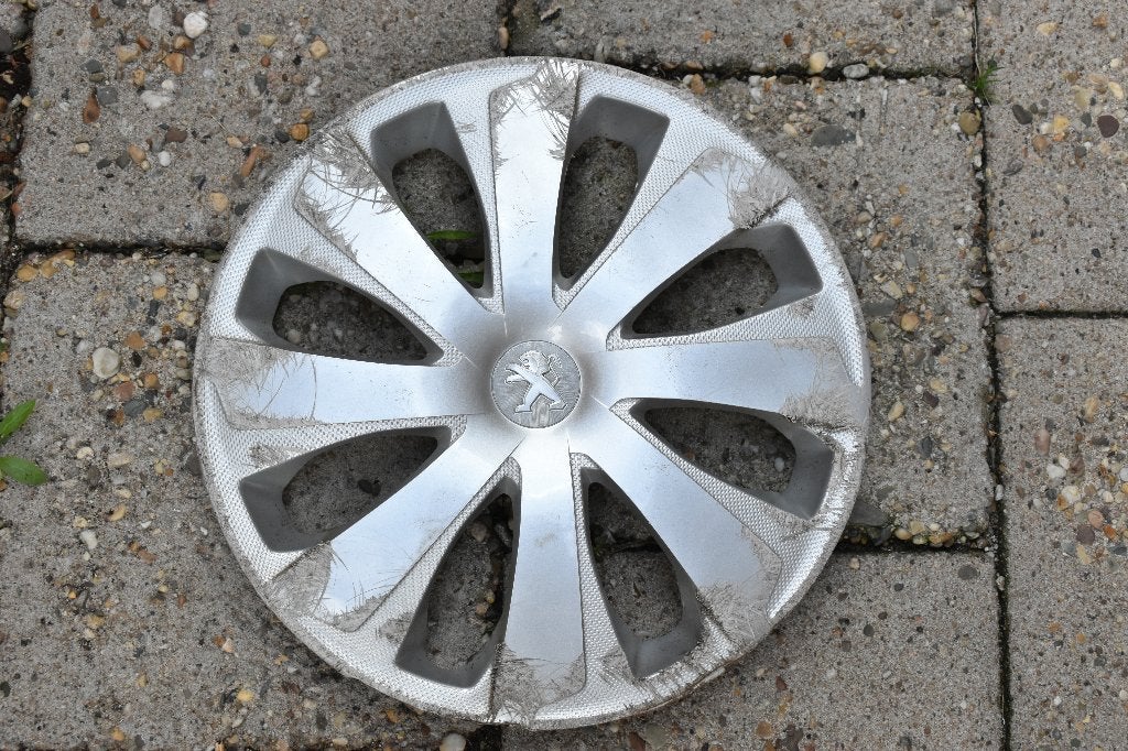 1 losse originele wieldop Peugeot 108 14 inch, Auto diversen, Wieldoppen, Ophalen of Verzenden, Gebruikt
