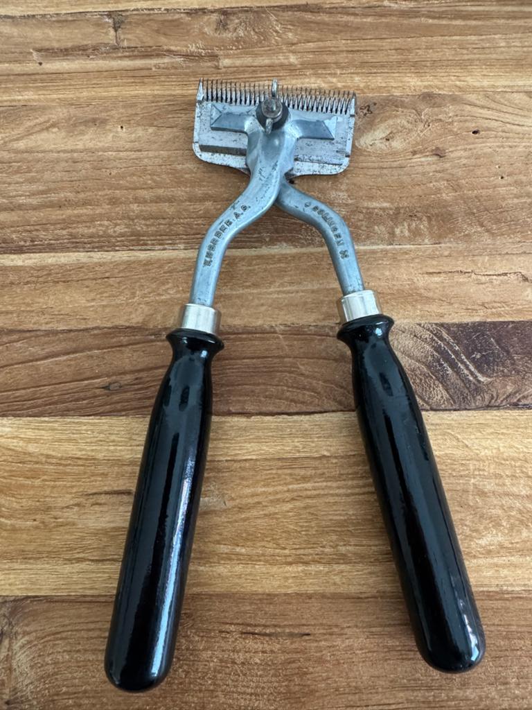Antieke handmatige tondeuse Friedr. Herder Abr. Sohn, Antiek en Kunst, Antiek | Gereedschap en Instrumenten, Ophalen of Verzenden