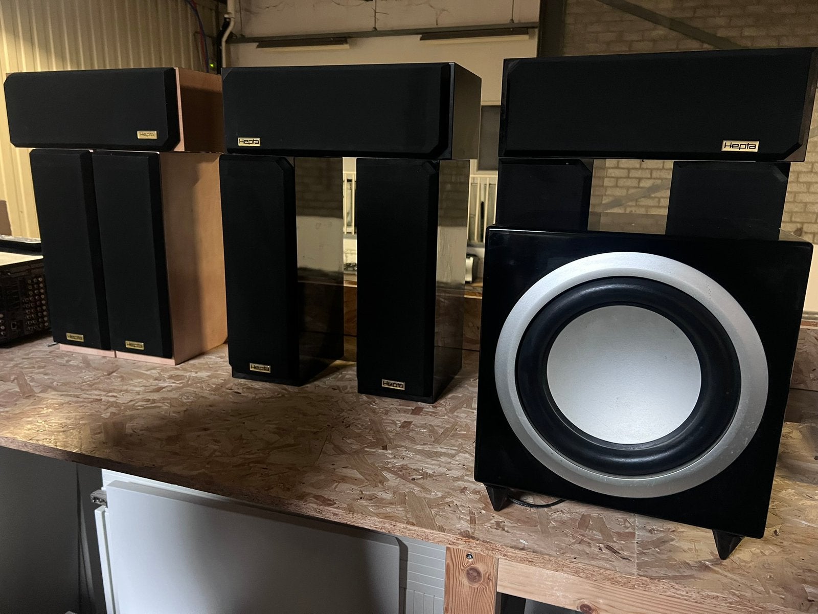 Diverse sets Hepta boxen., Ophalen, Zo goed als nieuw, Minder dan 60 watt, Overige merken