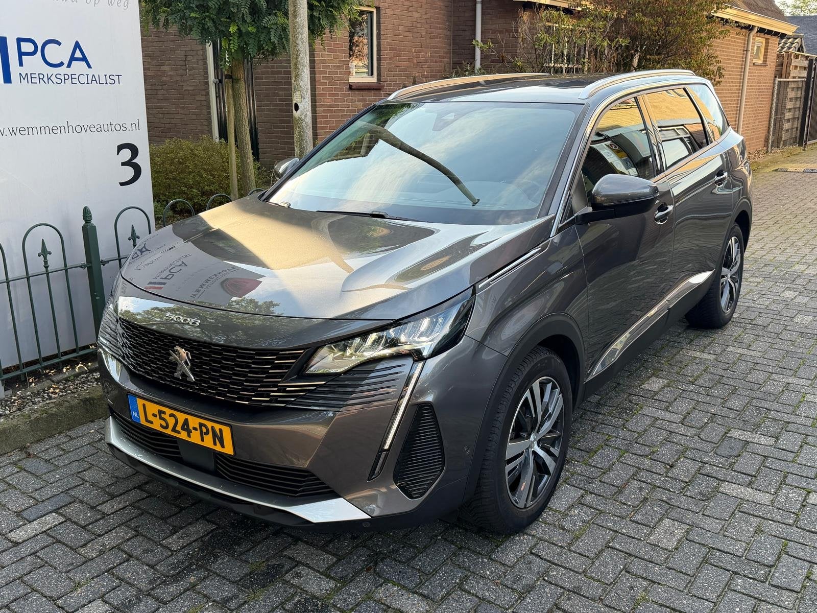 Peugeot 5008 1.2 PureTech Blue Lease Allure (bj 2021), Auto's, Voorwielaandrijving, Gebruikt, 1199 cc, Origineel Nederlands