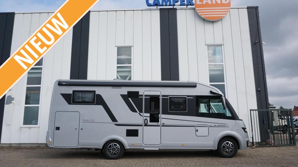 Adria Sonic Supreme 700 DL Automaat 180 PK, Caravans en Kamperen, Integraal, Fiat, 7 tot 8 meter, Bedrijf