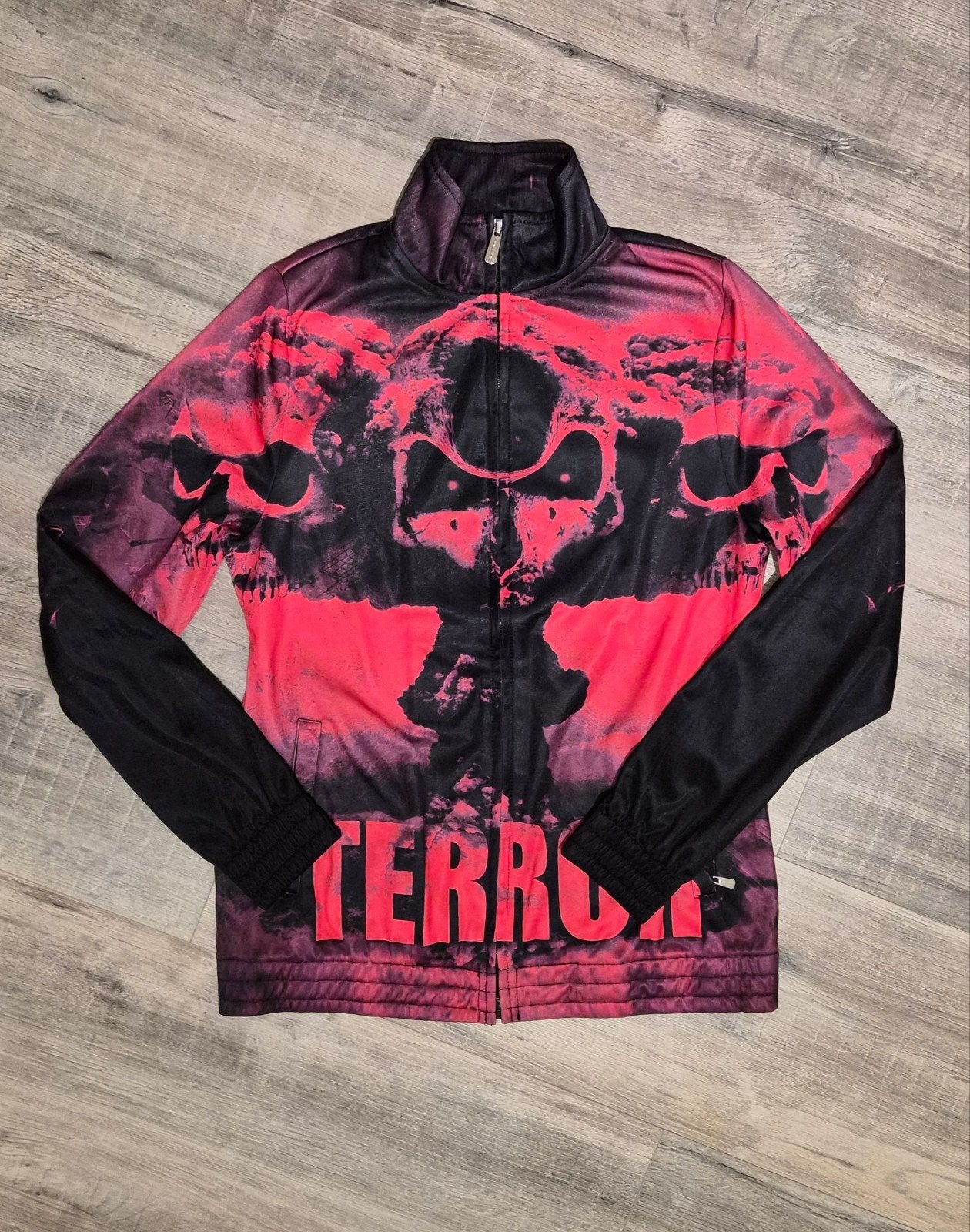 TK Terror Jack Maat S, Ophalen