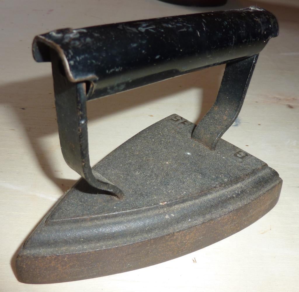 Strijkbout Strijkijzer IJzer, Antiek en Kunst, Antiek | Gereedschap en Instrumenten, Ophalen of Verzenden