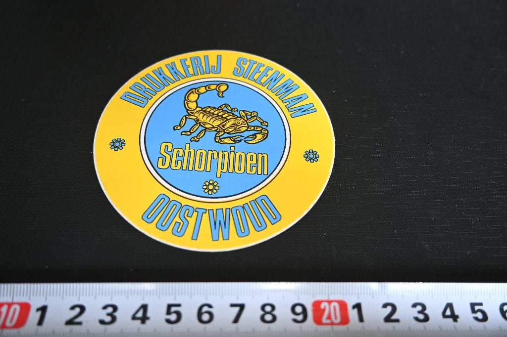 sticker Oostwoud Drukkerij Steenman  Schorpioen, Ophalen, Zo goed als nieuw