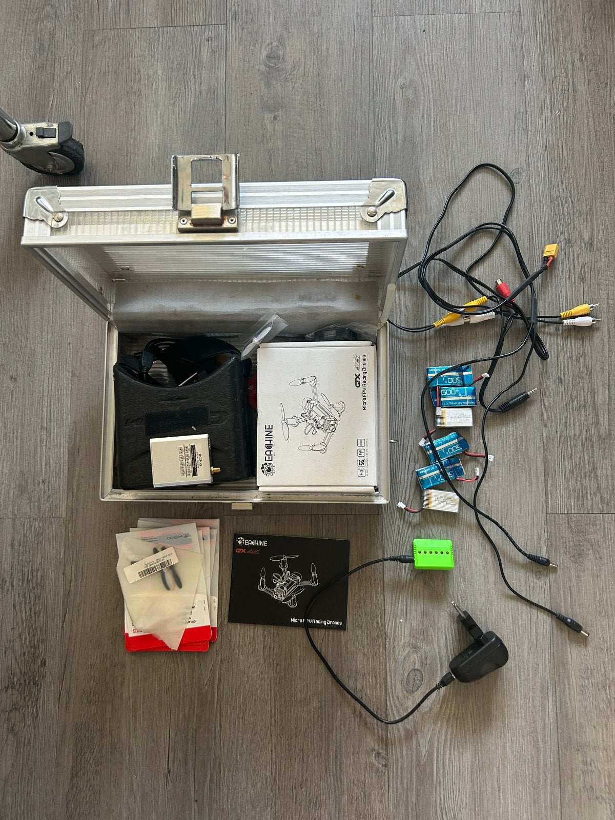 Gebruikte qx95 mini drone FPV bril, Gebruikt, Basiskwaliteit, Overige merken, Minder dan 100 meter