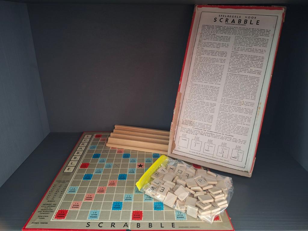 Scrabble nederlands woordspel vintage hout, Drie of vier spelers, Ophalen of Verzenden, Gebruikt, Spear and Sons