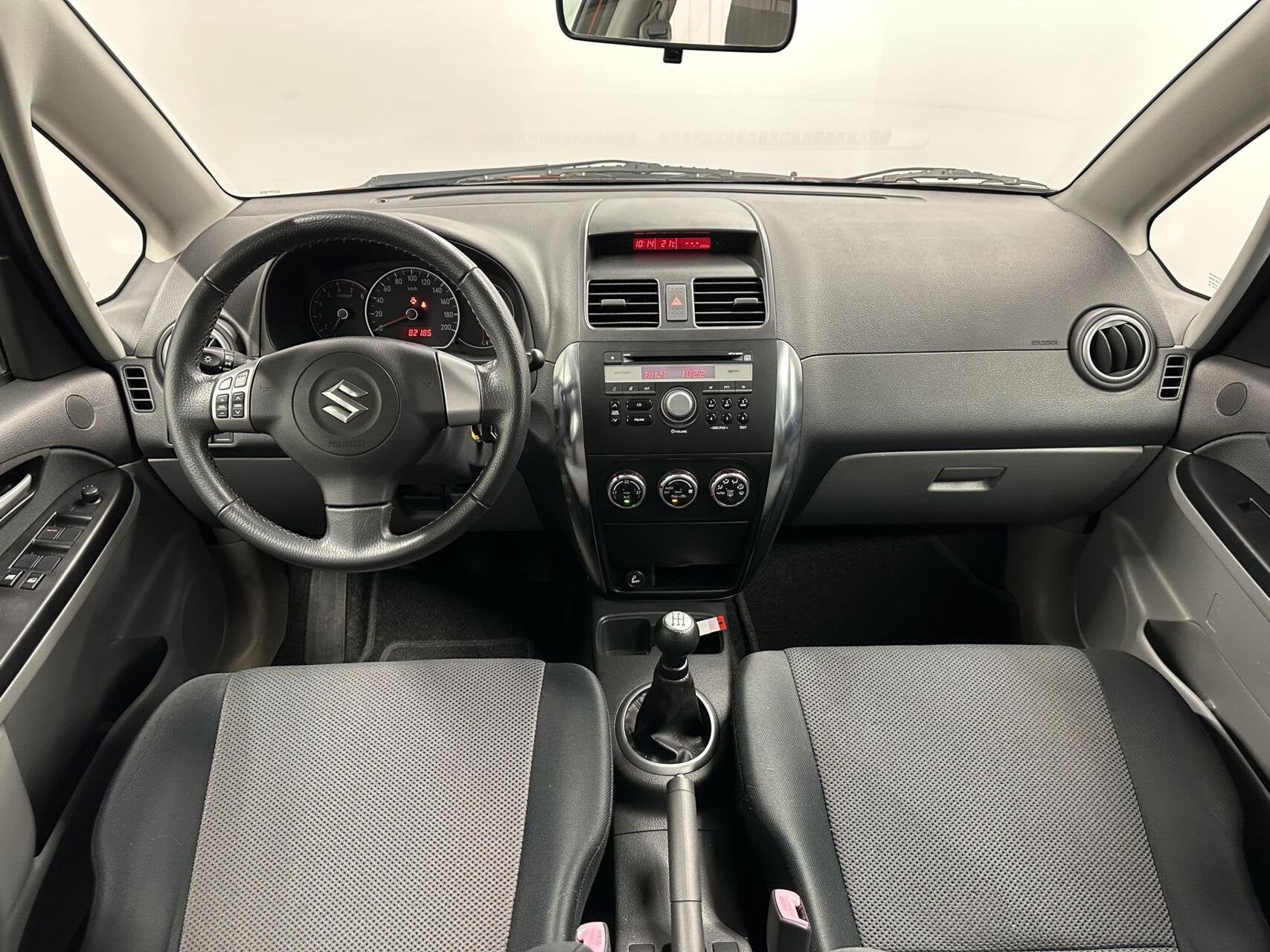 Suzuki SX4 1.6 Comfort 82.000 KM NAP CLIMA, Voorwielaandrijving, Gebruikt, Met garantie (alle), Elektrische ramen