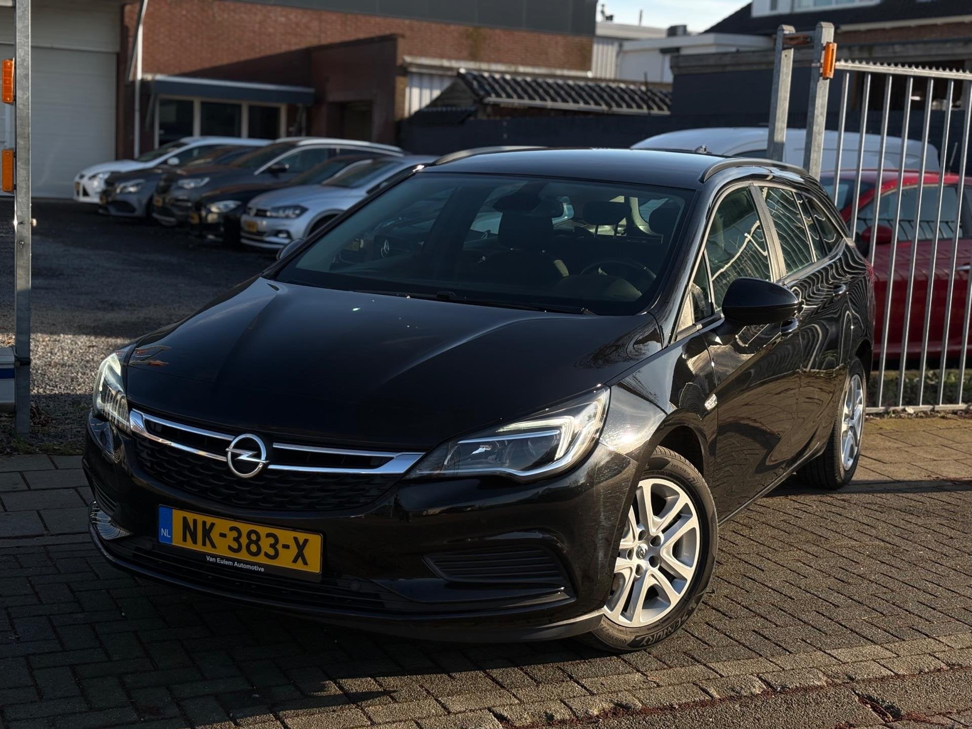 Opel Astra Sports Tourer 1.0 Online Edition | Navigatie | A., Voorwielaandrijving, Stof, Gebruikt, 1178 kg