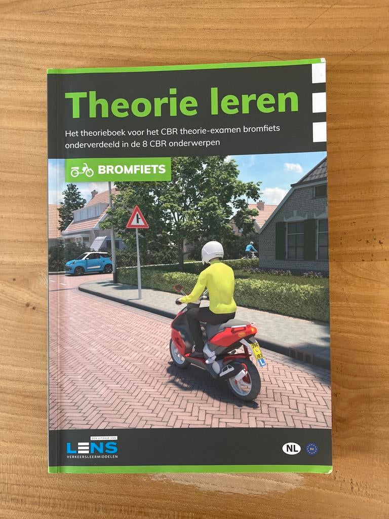Theorie leren Bromfiets - CBR theorie-examen boek, Boeken, Motoren, Ophalen of Verzenden, Zo goed als nieuw, Algemeen