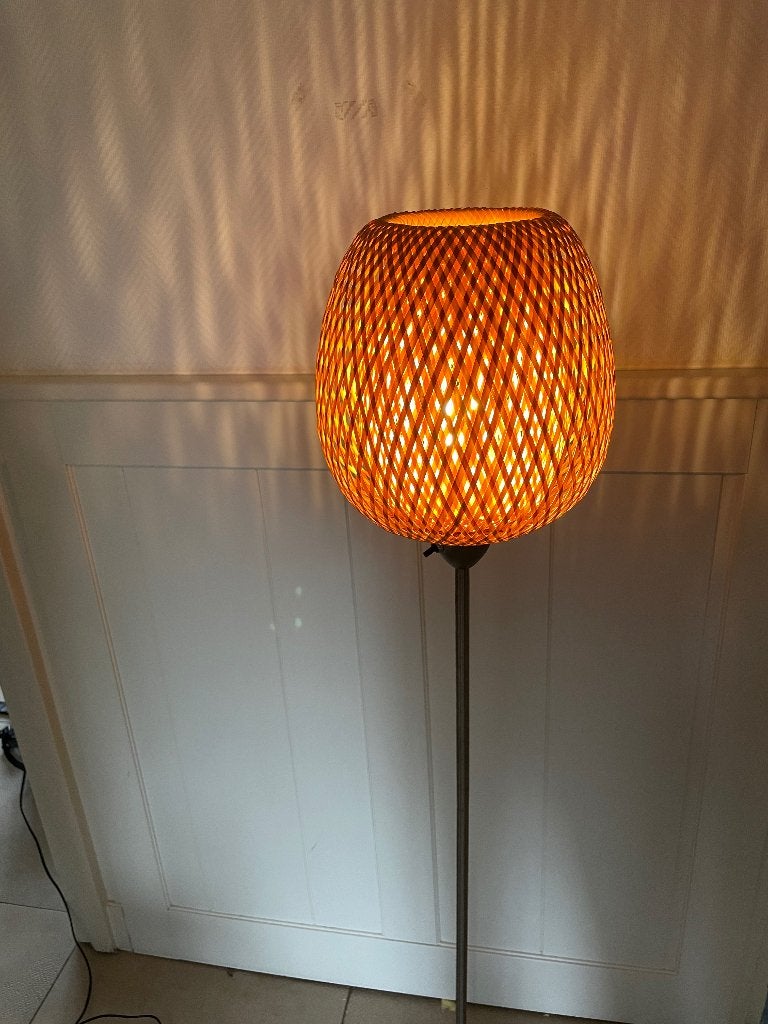 STAANDE LAMP !!!, Huis en Inrichting, Lampen | Vloerlampen, Ophalen, Gebruikt, Overige materialen, E27 (groot)