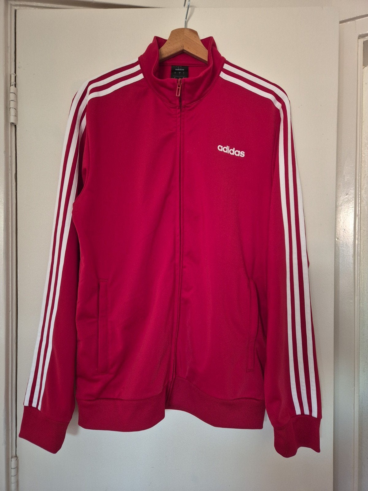 Adidas vest met rits - Maat M - Wijnrood, Ophalen, Maat 48/50 (M), Zo goed als nieuw, Adidas