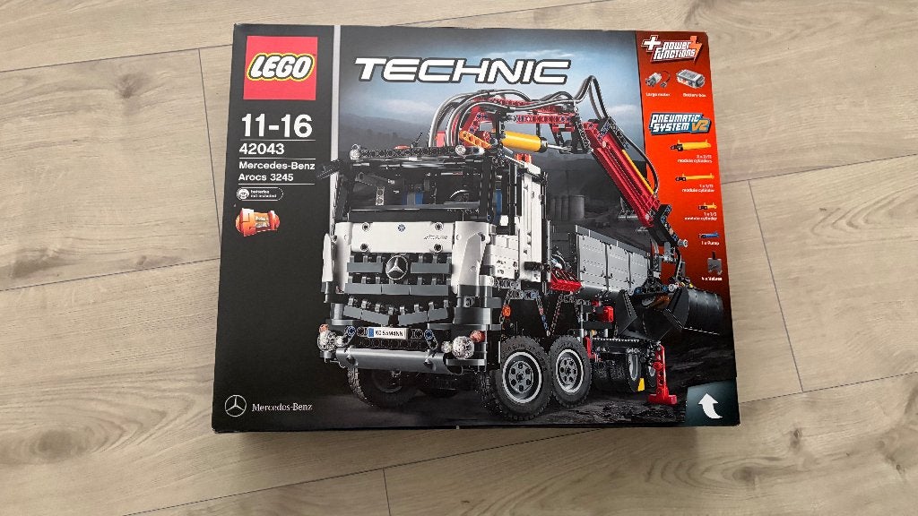 LEGO 42043 Mercedes Benz Arics 3245 *NIEUW*, Ophalen, Lego, Technic, Complete set