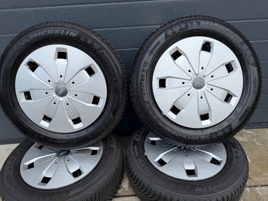 16” Audi Q2 velgen +Michelin winterbanden, Ophalen, Gebruikt, 16 inch, Banden en Velgen