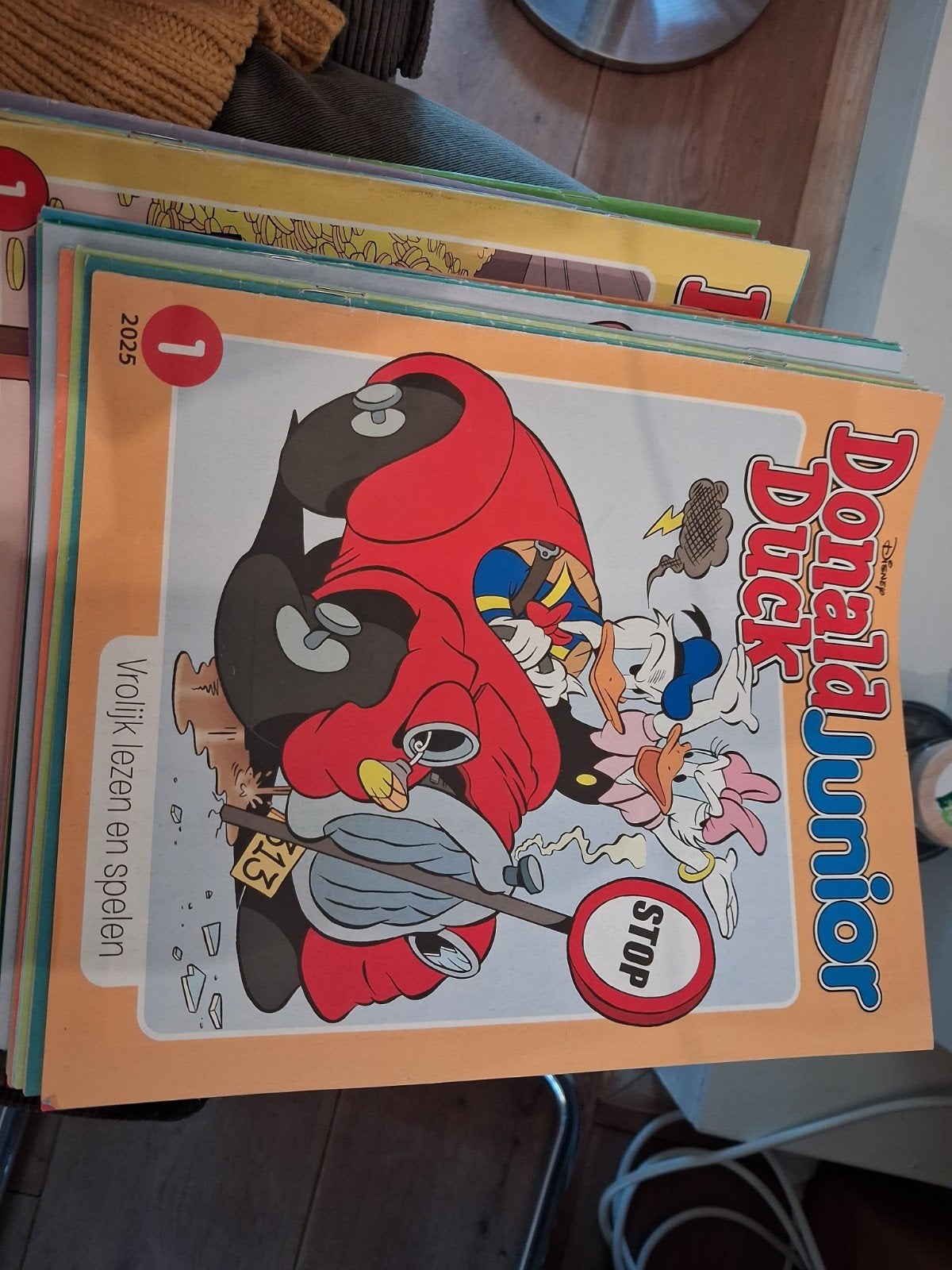 Donald Duck Junior Jaargangen 2024 & 2025 (bijna compleet), Complete serie of reeks, Ophalen of Verzenden, Zo goed als nieuw