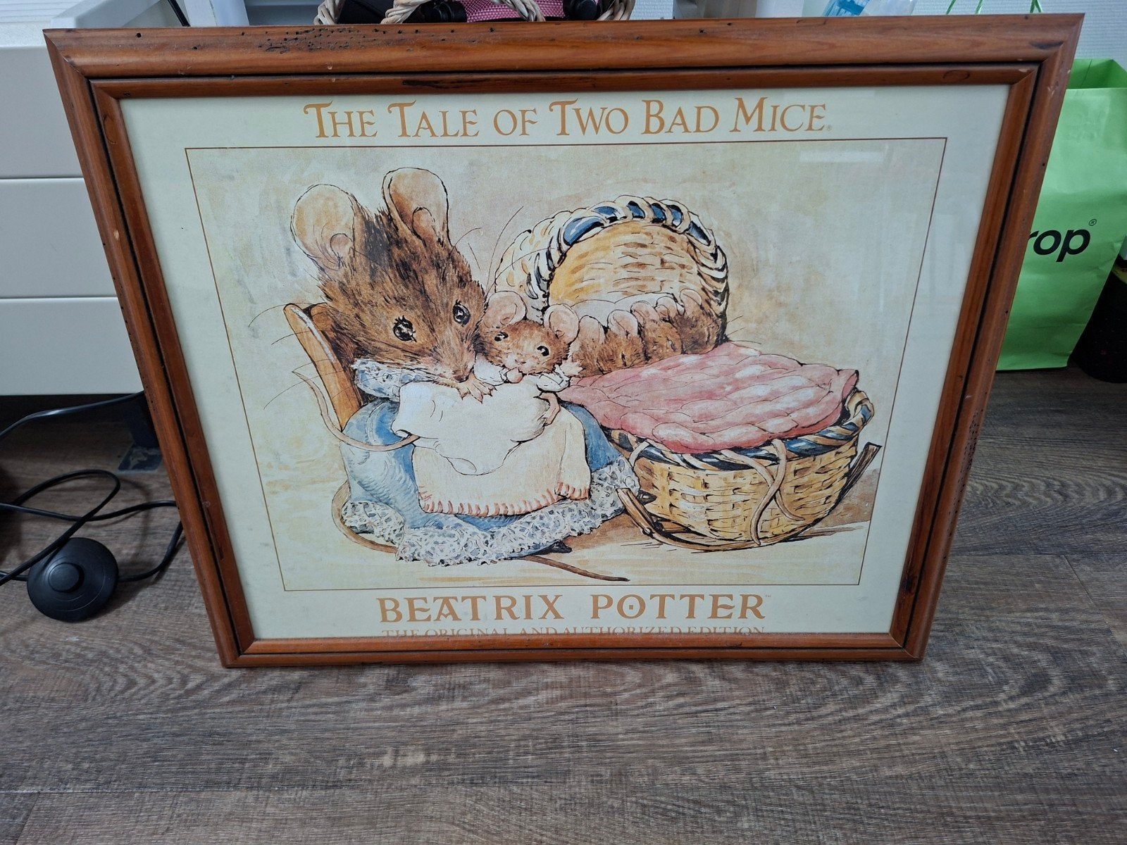 Beatrix Potter: The Tale of Two Bad Mice Schilderij, Antiek en Kunst, Ophalen, Realistisch, Dieren, Print