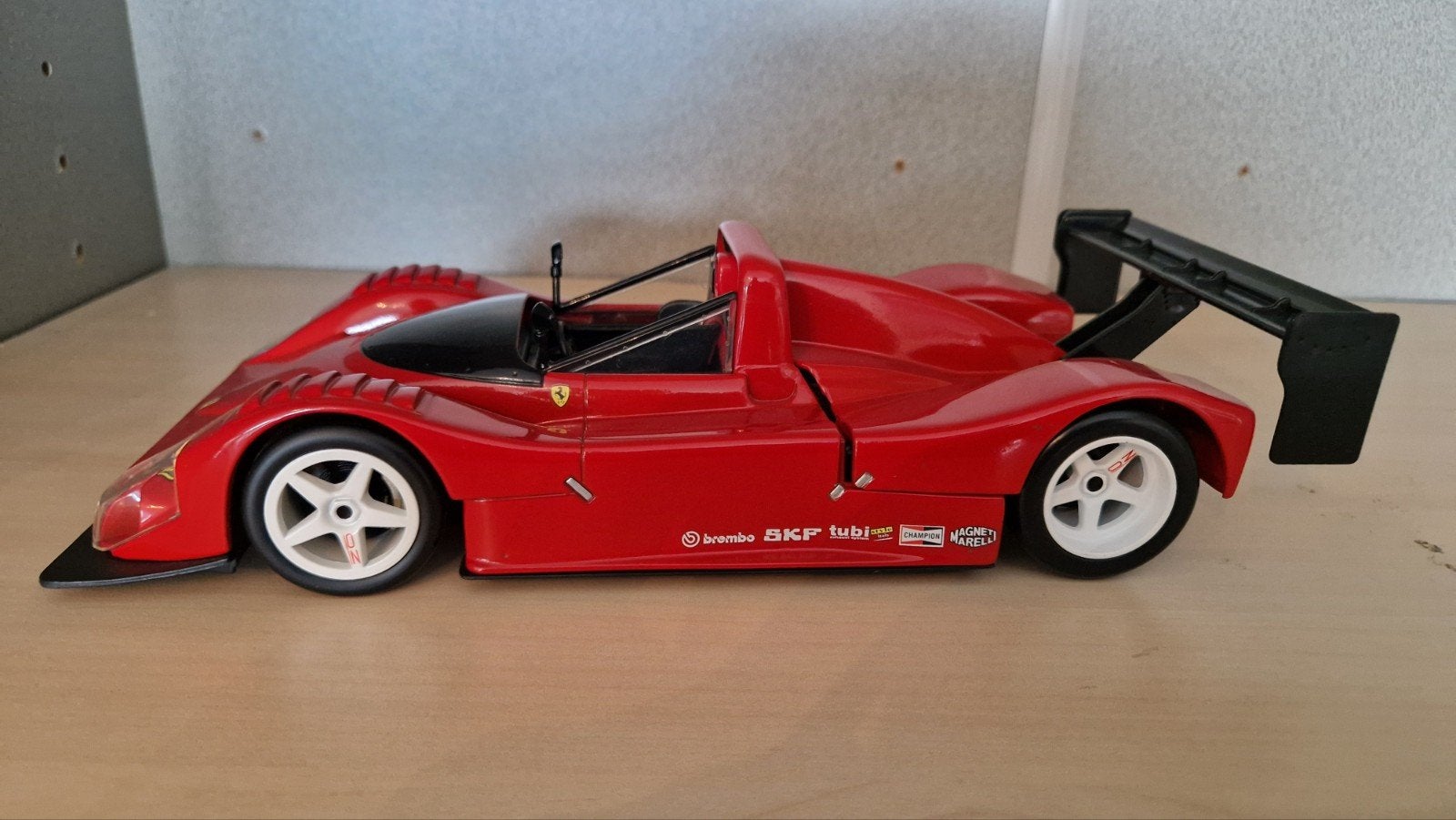 Ferrari 333 SP modelauto - Hot Wheels 1:18, Overige merken, Auto, Groter dan 1:32, Ophalen of Verzenden