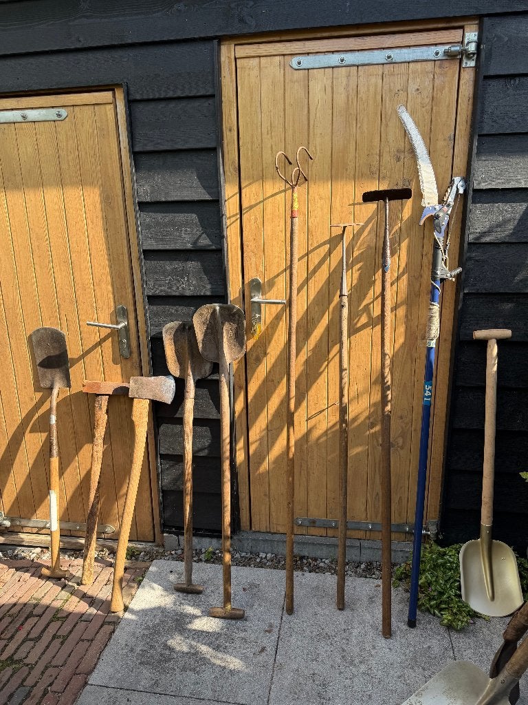 handtuingereedschap professioneel, Ophalen, Gebruikt