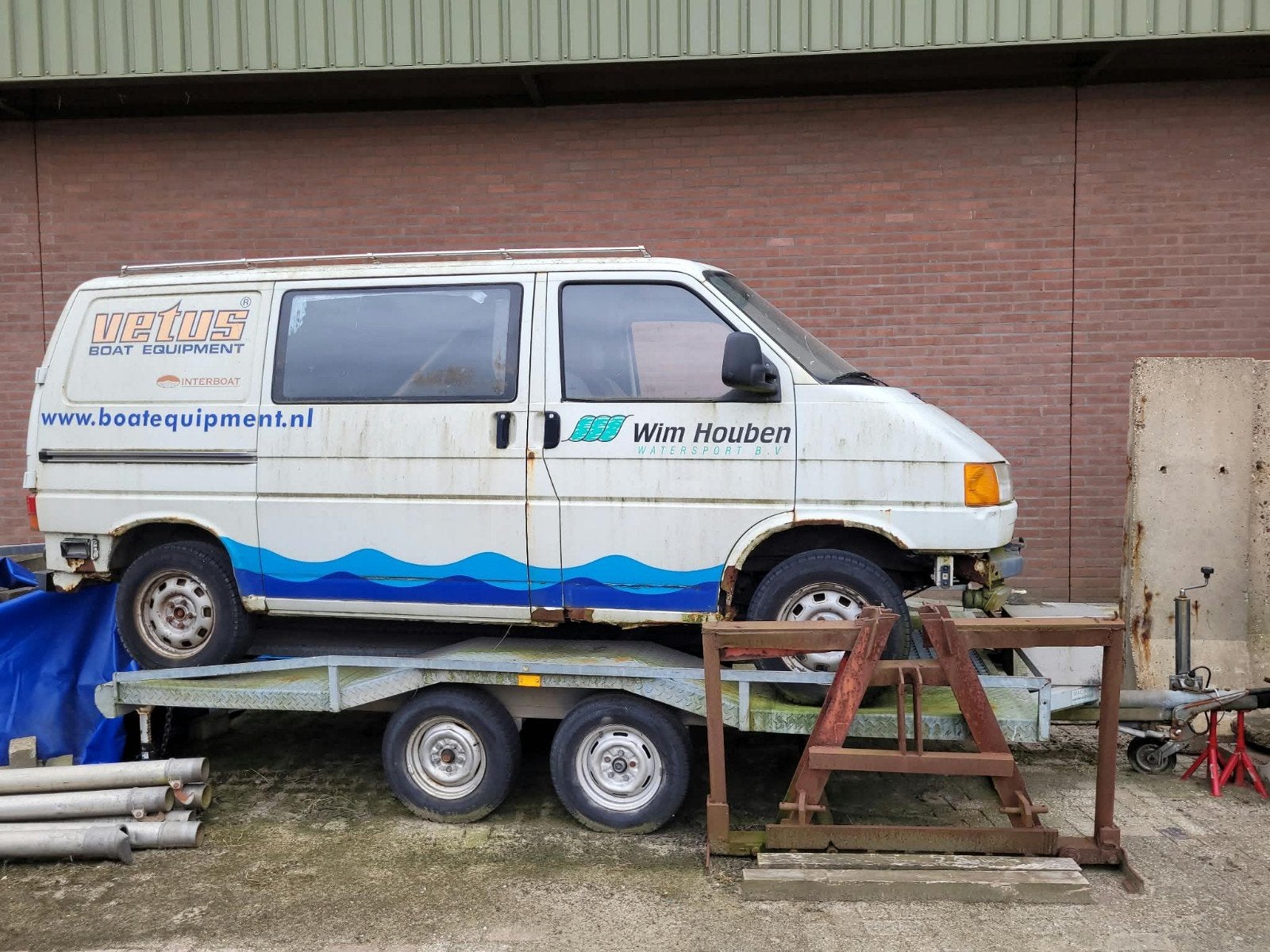 wegens eindige hobby, VW T4 syncro +ambulance in een koop, Volkswagen, Vierwielaandrijving, Te koop, Handgeschakeld