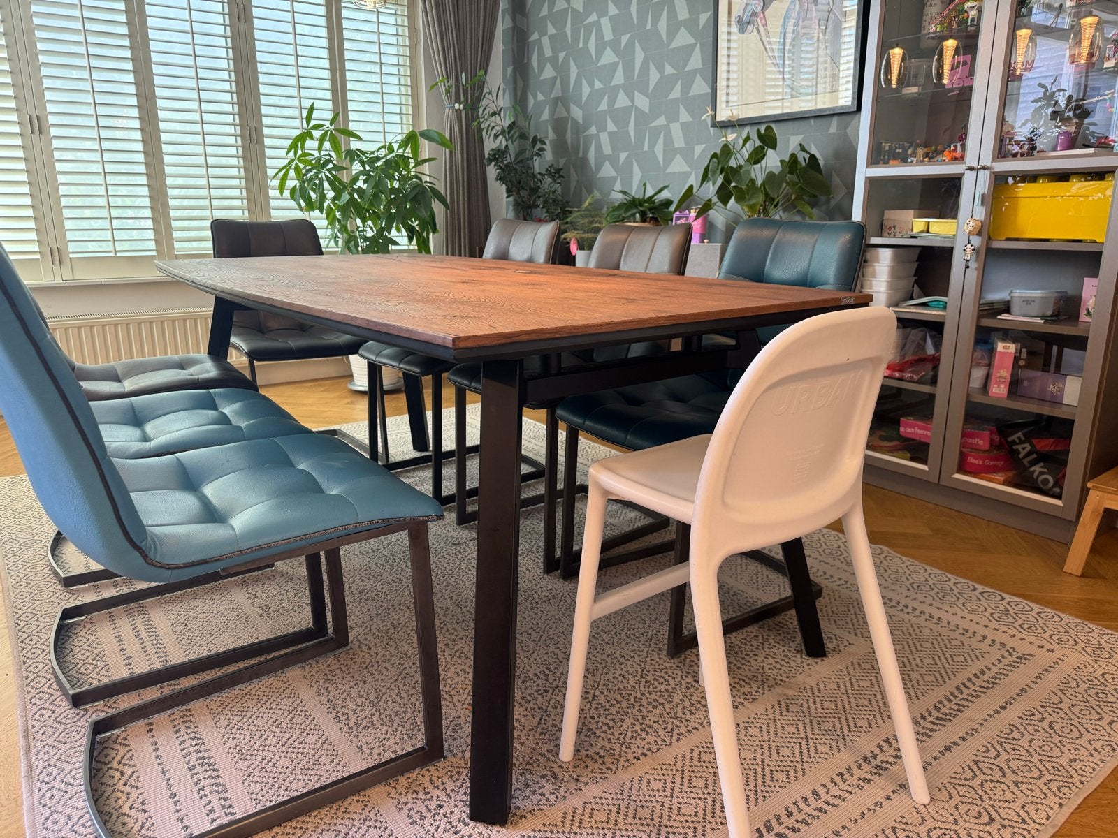 Robuuste eettafel van XOOON, Ophalen, Eikenhout, 50 tot 100 cm, Zo goed als nieuw