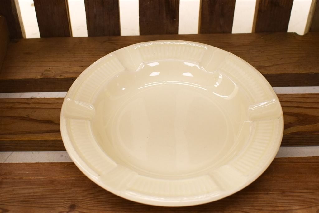 Wedgwood porseleinen Asbak 50897, Ophalen of Verzenden, Gebruikt, Aardewerk, Bord(en)