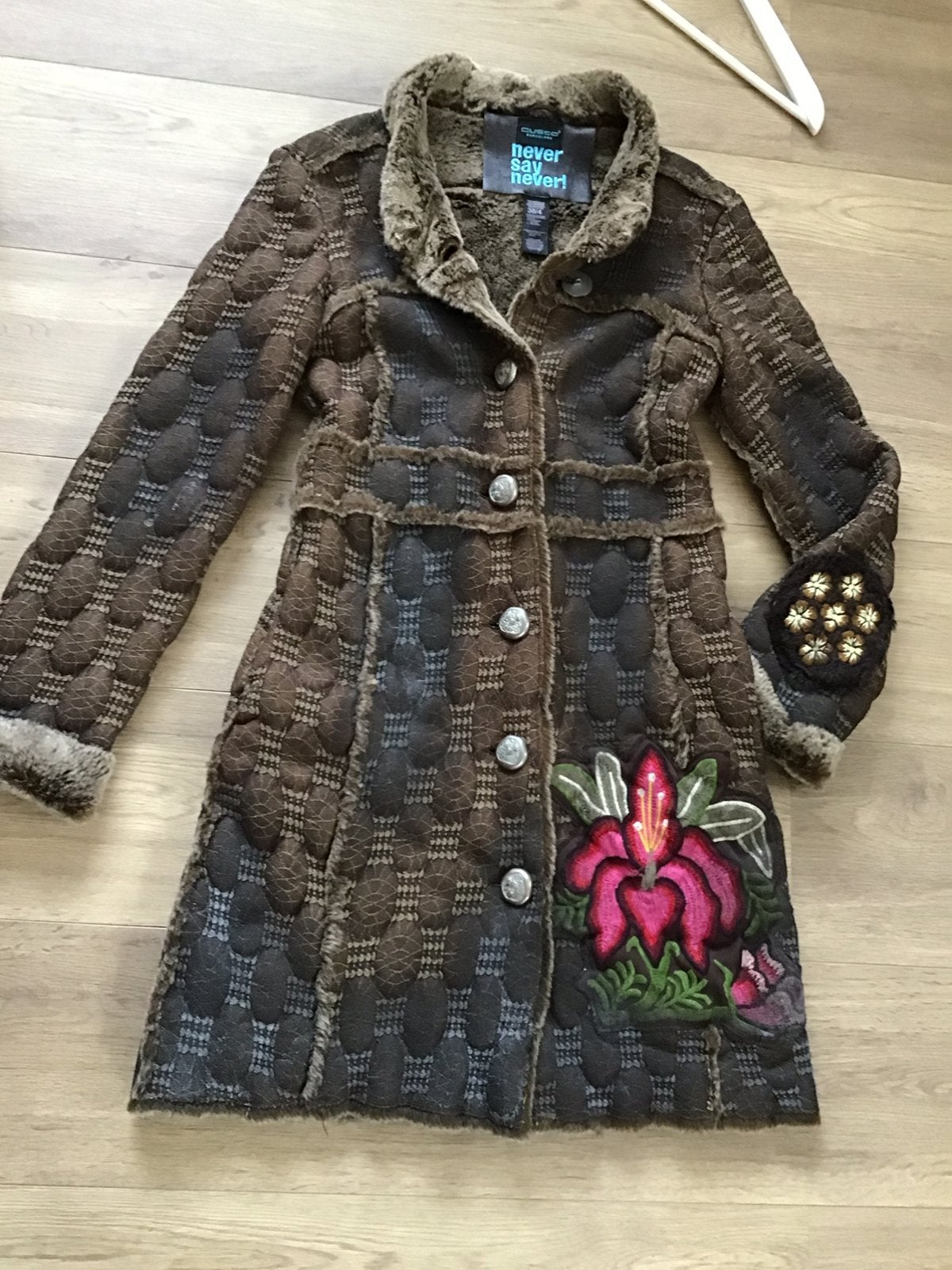 CUSTO BARCELONA!Exclusieve Jas 34/36&Sjaal.Artistiek! Sámen:, Ophalen of Verzenden, Zo goed als nieuw, Maat 36 (S), Bruin