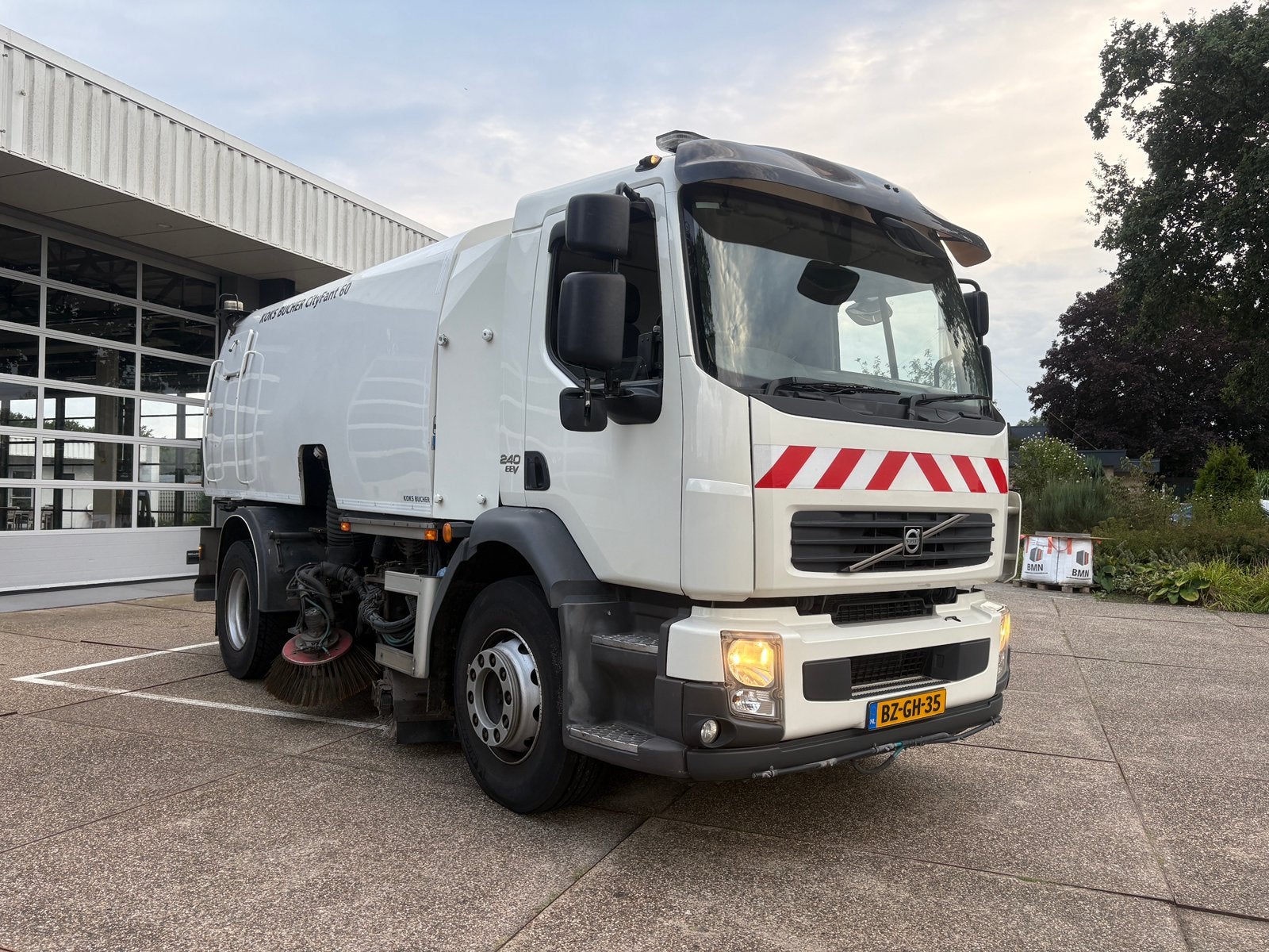 Volvo FE 240 EEV KOKS BUCHER Cityfant 60 veegwagen, Auto's, Vrachtwagens, Automaat, Euro 5, Wit, Bedrijf