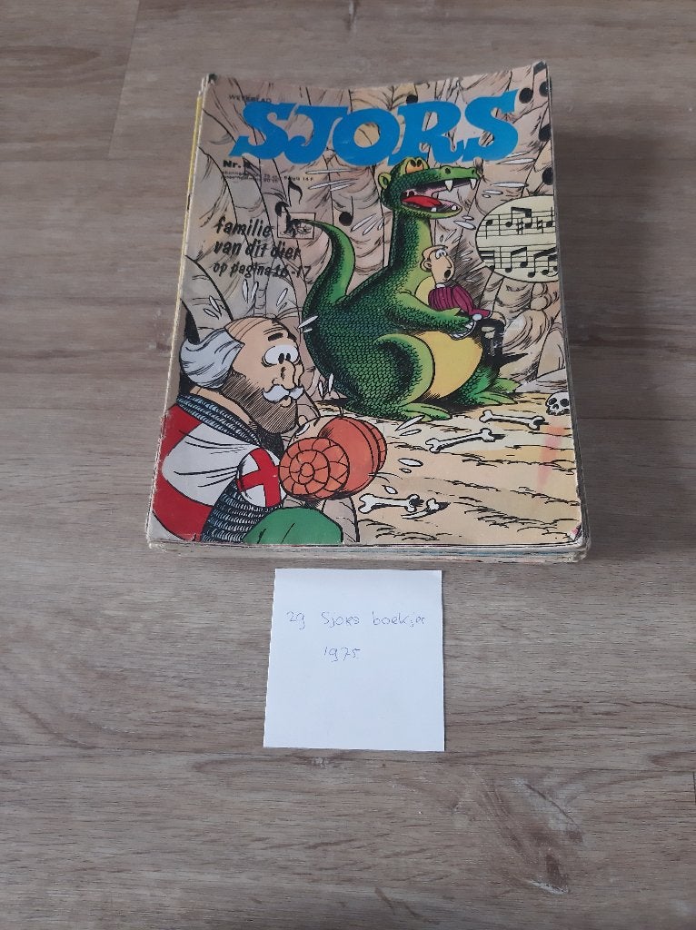 29 Sjors stripboeken/ weekbladen uit jaargang 1975, Boeken, Meerdere stripboeken, Ophalen of Verzenden, Gelezen