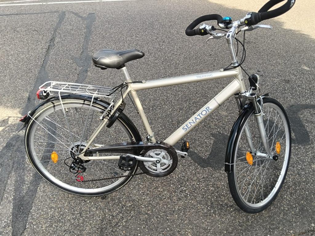 Trekking bike te koop., 49 tot 53 cm, Zo goed als nieuw, Meer dan 20 versnellingen, Ophalen