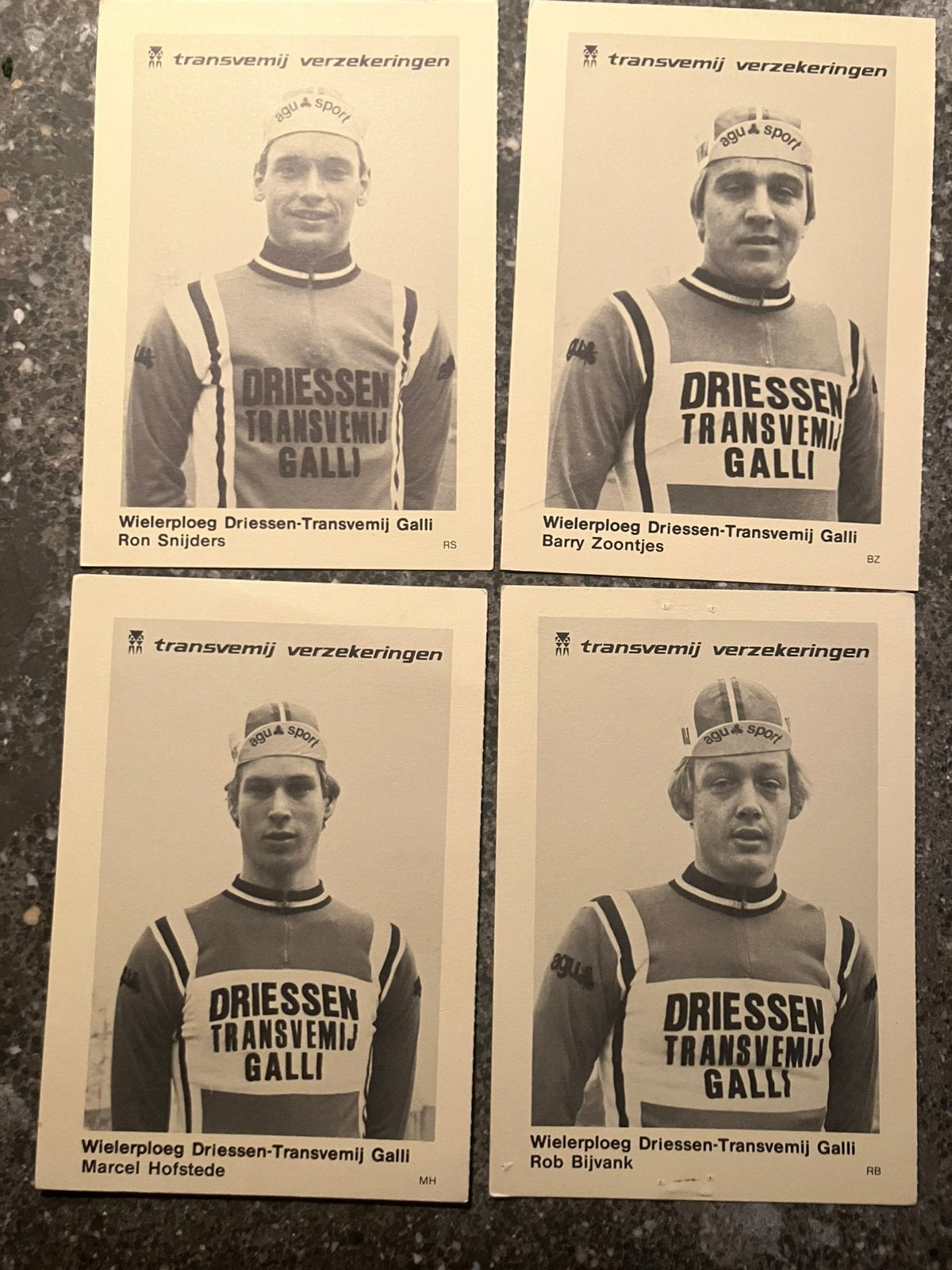 4 kaarten Driessen wielerploeg 1983, Verzenden, Zo goed als nieuw, Buitenlandse clubs, Poster, Plaatje of Sticker