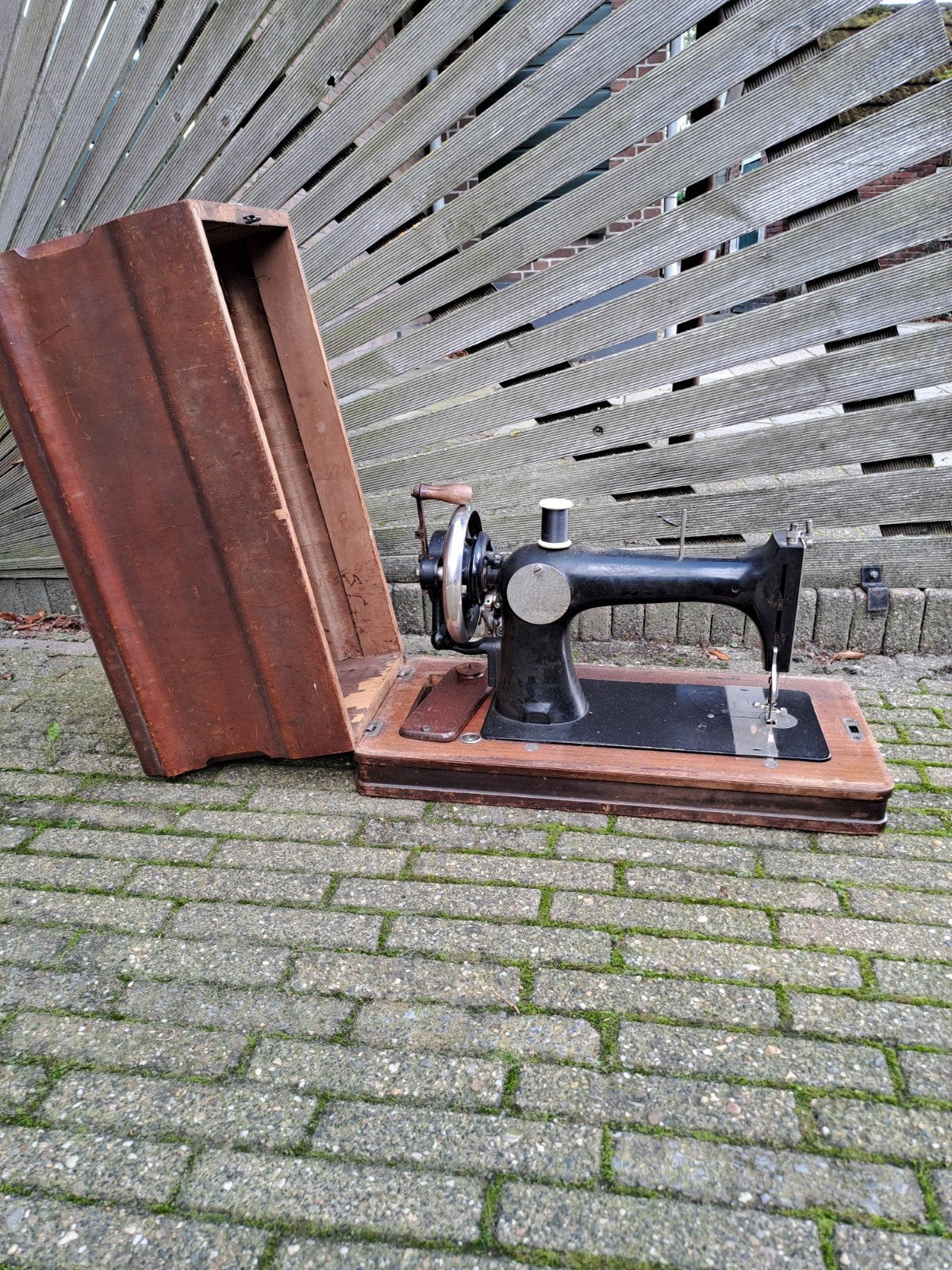 kohler en vespa naaimachine, Hobby en Vrije tijd, Ophalen, Gebruikt