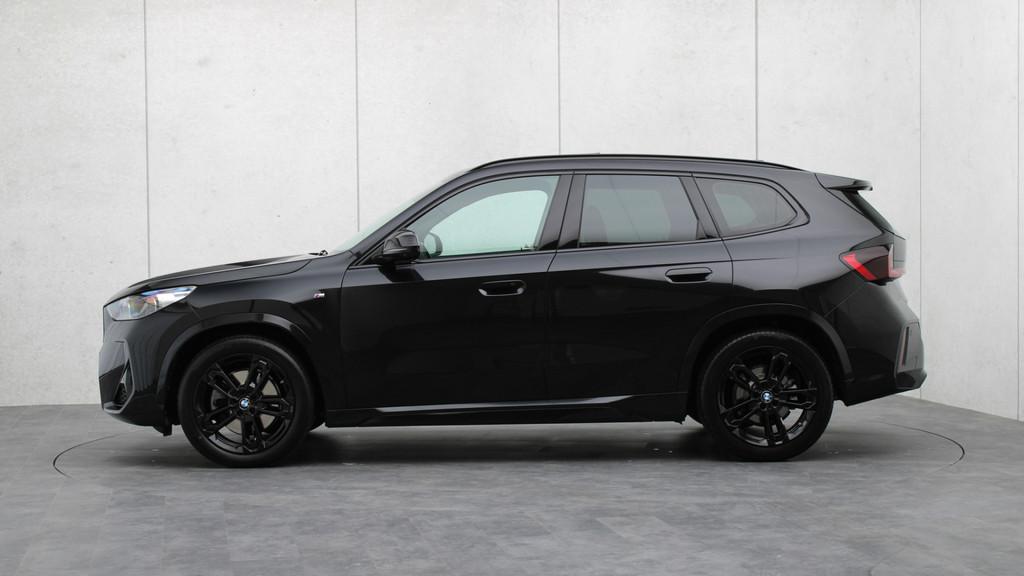 BMW X1 xDrive23i M-Sport | Harman/Kardon | Panoramadak | Hea, Auto's, BMW, Gebruikt, 4 cilinders, Zwart, Leder
