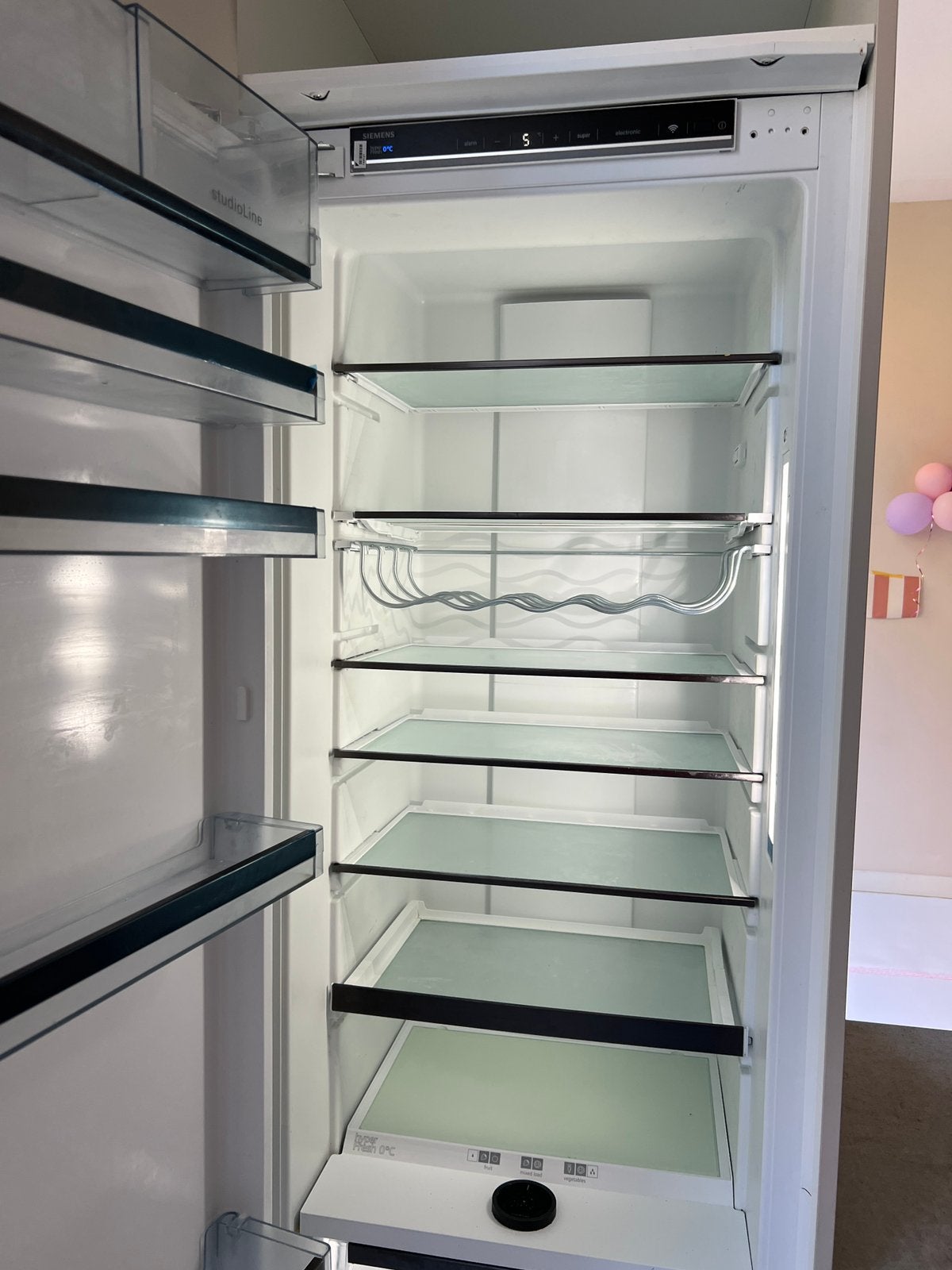 Foto 3 van Siemens iQ700 studioLine inbouwkoelkast 178 cm | 289L | 2023