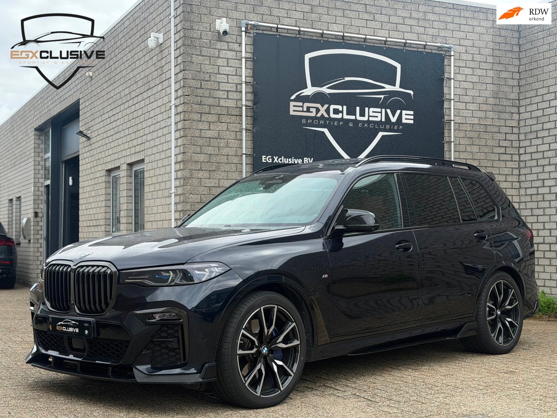 BMW X7 XDrive40i 6P M Pakket/Sky/Alcantara/Laser/HUD, Auto's, Dealer onderhouden, Gebruikt, Euro 6, Vierwielaandrijving